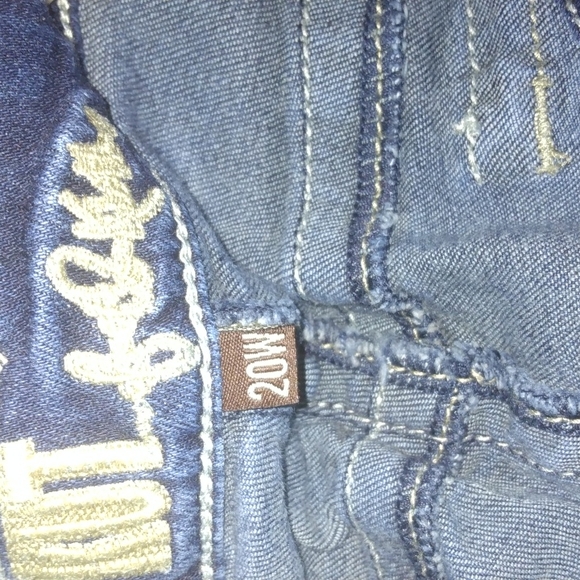 NICOLE COMPANY KUT BLUE JEANS SIZE 20W CAPRIS - Picture 7 of 8